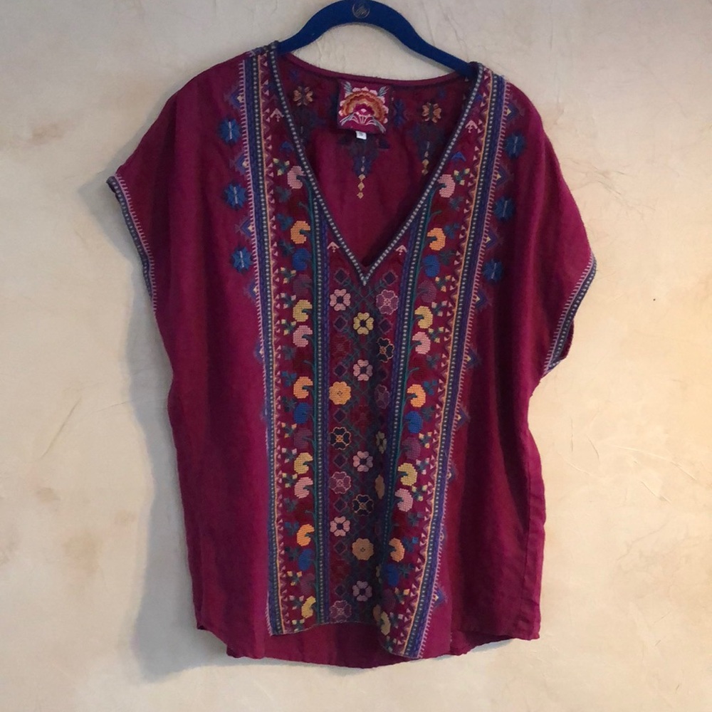 JOHNNY WAS Linen V-Neck with Embroidery! Size S